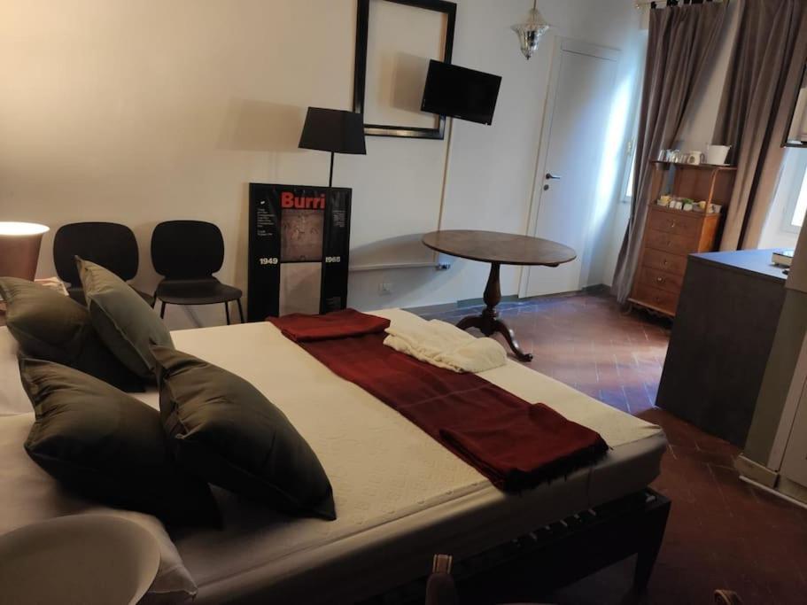 Lovely Portion Of Property Near Piazza Santo Spirito Florens Exteriör bild